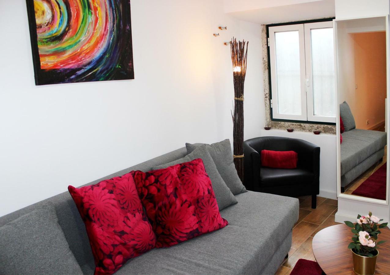 * 5 Star Apartment In Historic District * Walk 2 Alfama! Lisboa Eksteriør billede